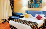 Hotel Shoni Bay Resort