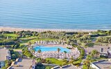Serenusa Resort