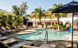 Tradewinds Apartment & Hotel