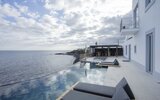 White Exclusive Suites & Villas