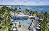 The Bay Club at Anahita