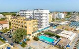 Club Hotel Bikini & Tropicana