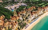 Pine Cliffs Resort