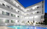 Mokambo Shore Hotel