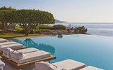 Hotel St. Nicolas Bay