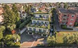 Admiral Hotel Villa Erme