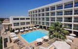 Nelia Gardens