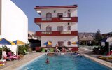 Haris Apartments