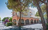 Hotel Losanna (Bibione) Hotel Losanna (Bibione)