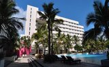 Grand Oasis Palm