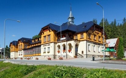Hotel Bauer