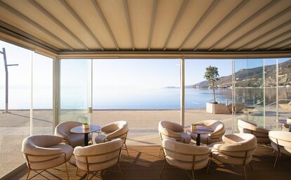 Mantas Sea Side