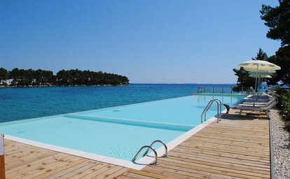 Crvena Luka Resort (apartmány)