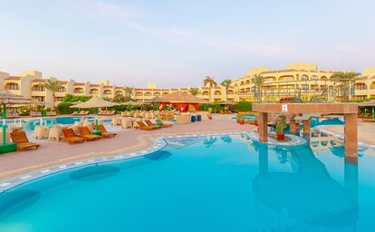 Hotel Flamenco Beach & Resort