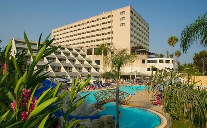 St.Raphael Resort