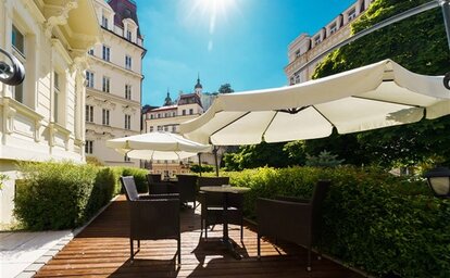 ANGLICKÝ DVŮR - Karlovy Vary