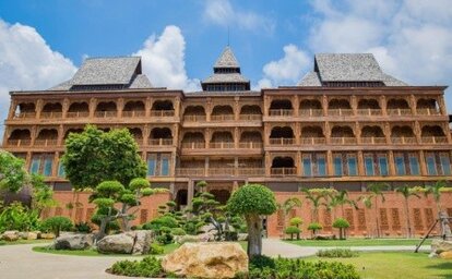 Santhiya Tree Resort