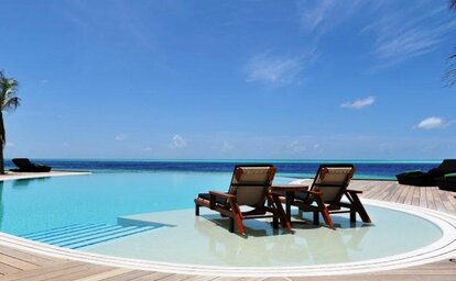 Komandoo Maldive Island Resort