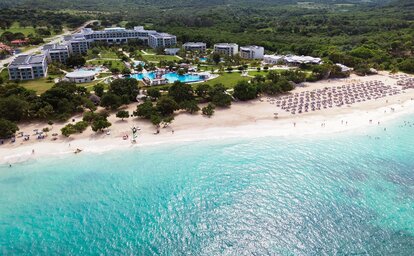 Gran Muthu Almirante Beach Hotel