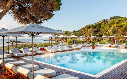 Riomar Ibiza, a Tribute Portfolio