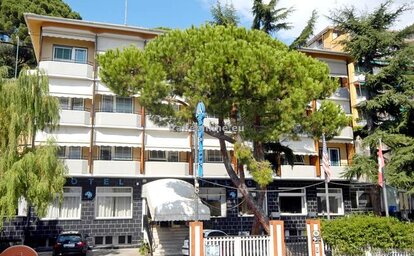 Hotel Palace