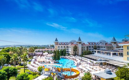 Side Star Resort