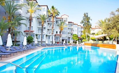 Paloma Marina Suites