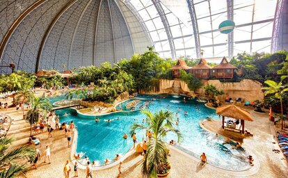 Tropical Islands – Woodland Homes