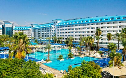 Crystal Admiral Resort