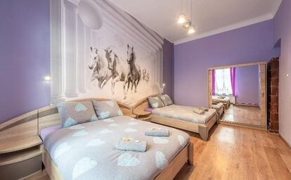 Queen Apartments