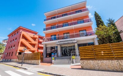 Tossa Beach Center