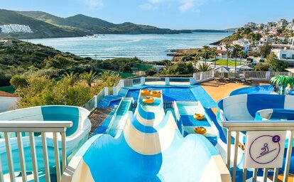 Fergus Club Carema Splash
