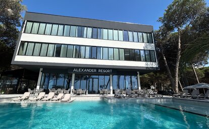 Hotel Alexander Resort