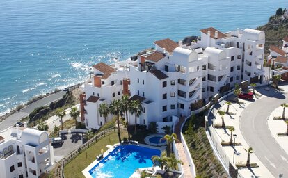 Olee Nerja Holiday Rentals by Fuerte Group