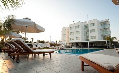 Frixos Suites Hotels