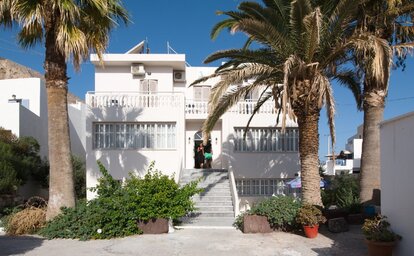Kamari Blu Boutique Hotel