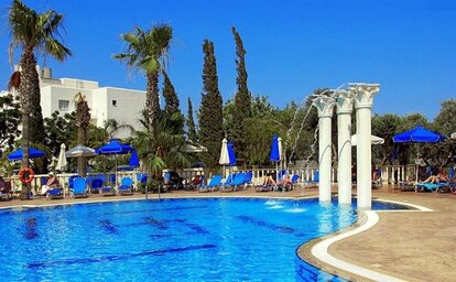 Chrystalla Hotel