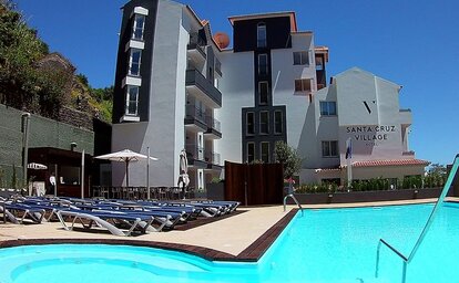 Hotel Santa Cruz Village