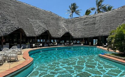 Hotel Blue Bay Village