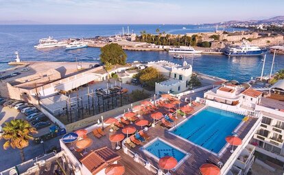 Kosta Palace Hotel