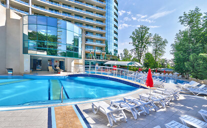 Hotel Marina Grand Beach