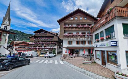 Hotel Centrale (Alleghe)