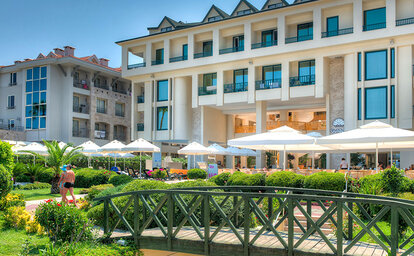Golden Lotus Hotel