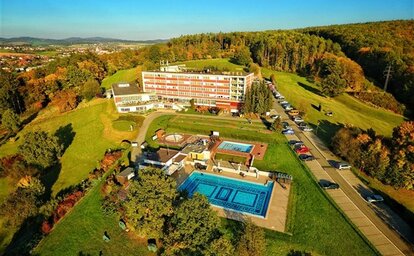 LÁZNĚ KOSTELEC - Zlín - Kostelec