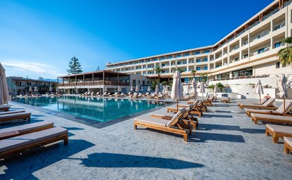 OYA Beach Resort