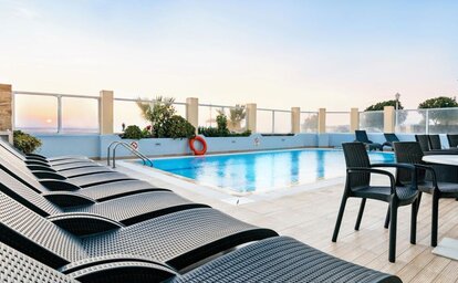 Riviera Hotel