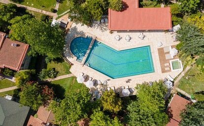 Petrino ECO Village