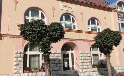 Atrium Hotel