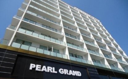 Pearl Grand