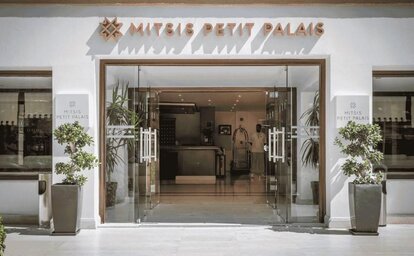 Canvas by Mitsis Petit Palais